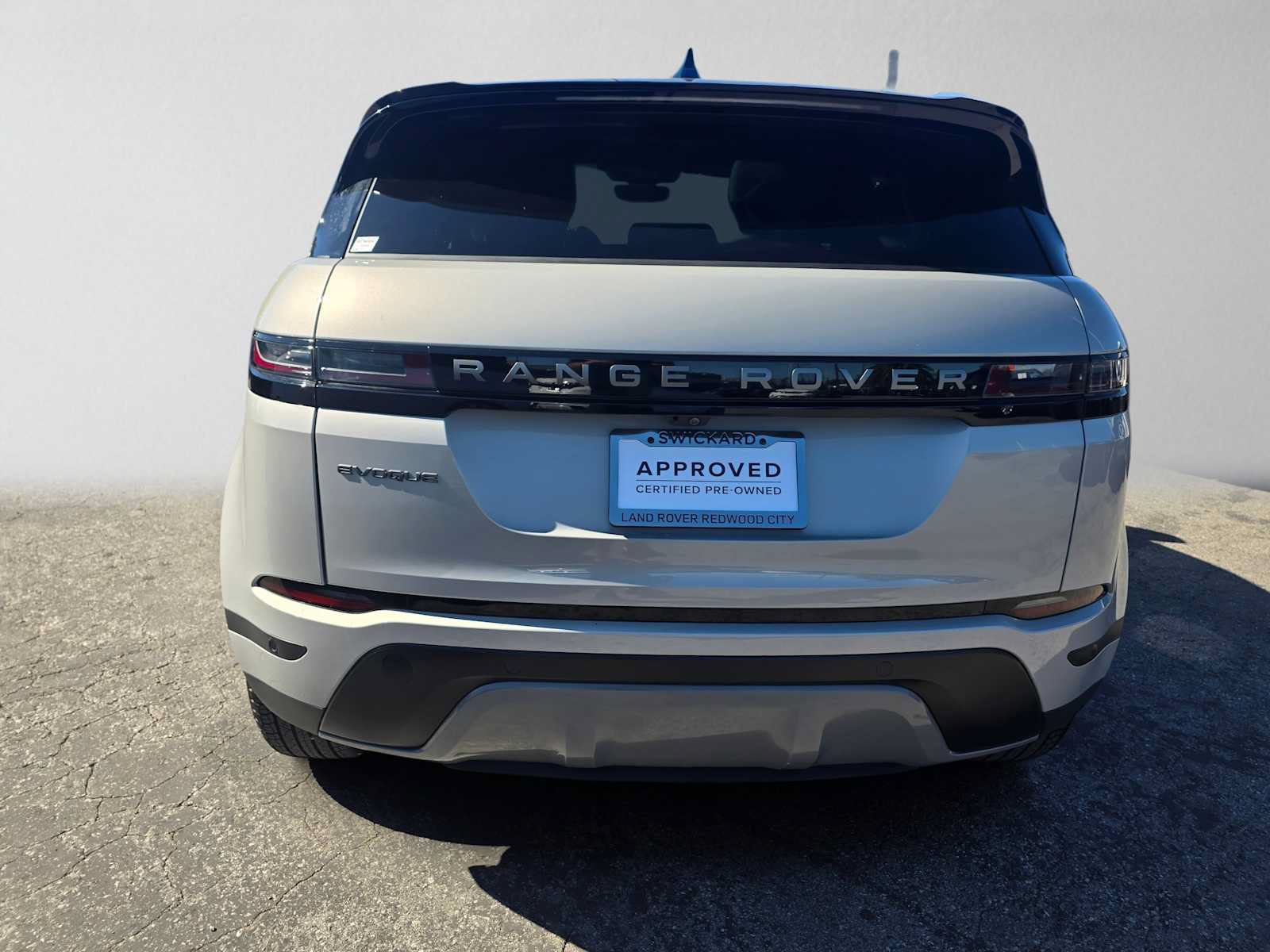 Used 2026 Land Rover Range Rover Evoque S AWD/4WD image 4