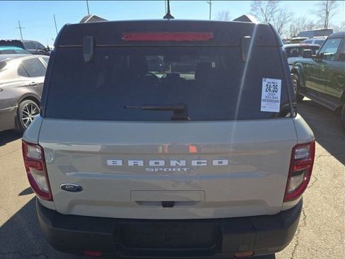 Used 2024 Ford Bronco Sport Badlands image 6