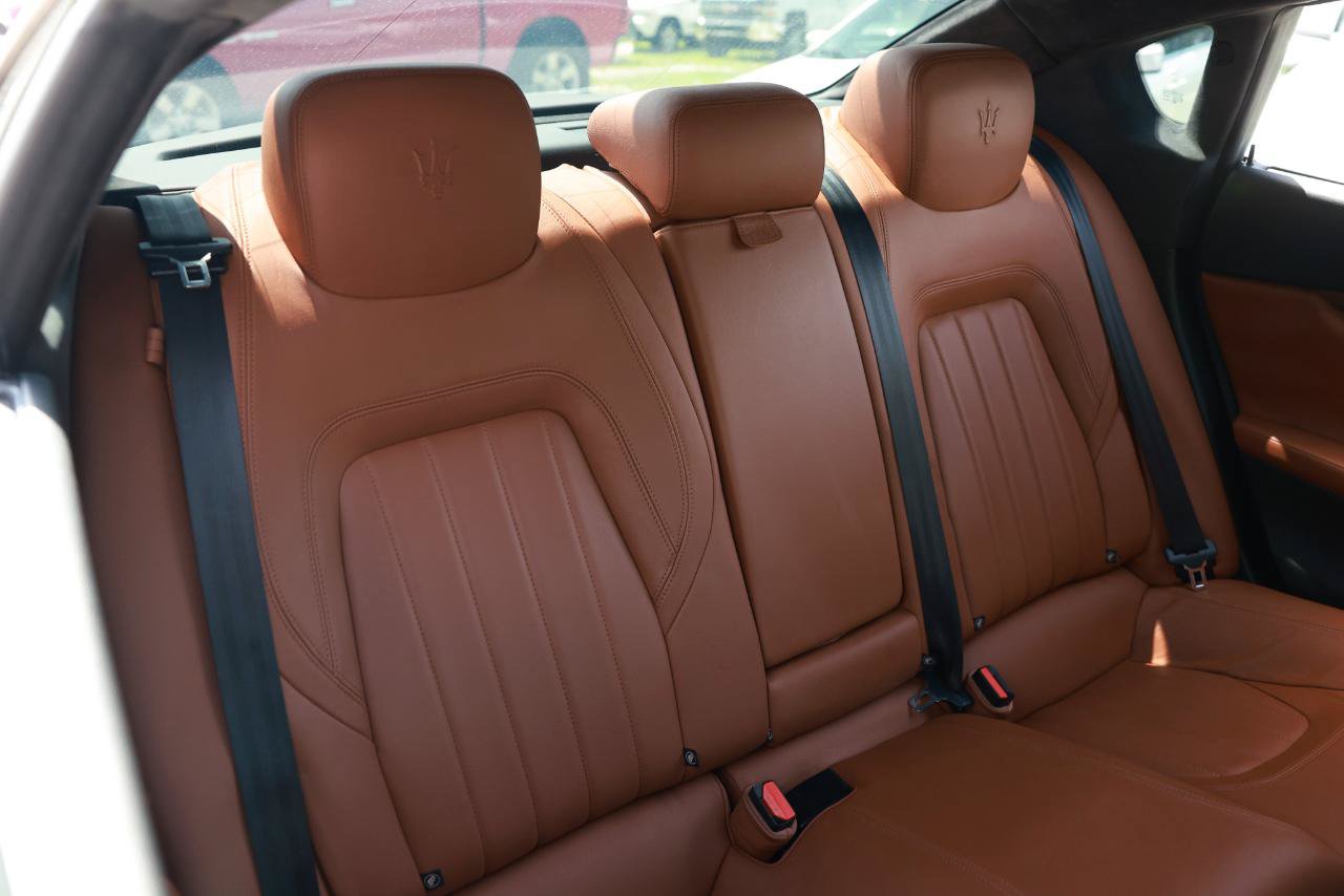 Used 2015 Maserati Quattroporte S Q4 AWD/4WD image 14