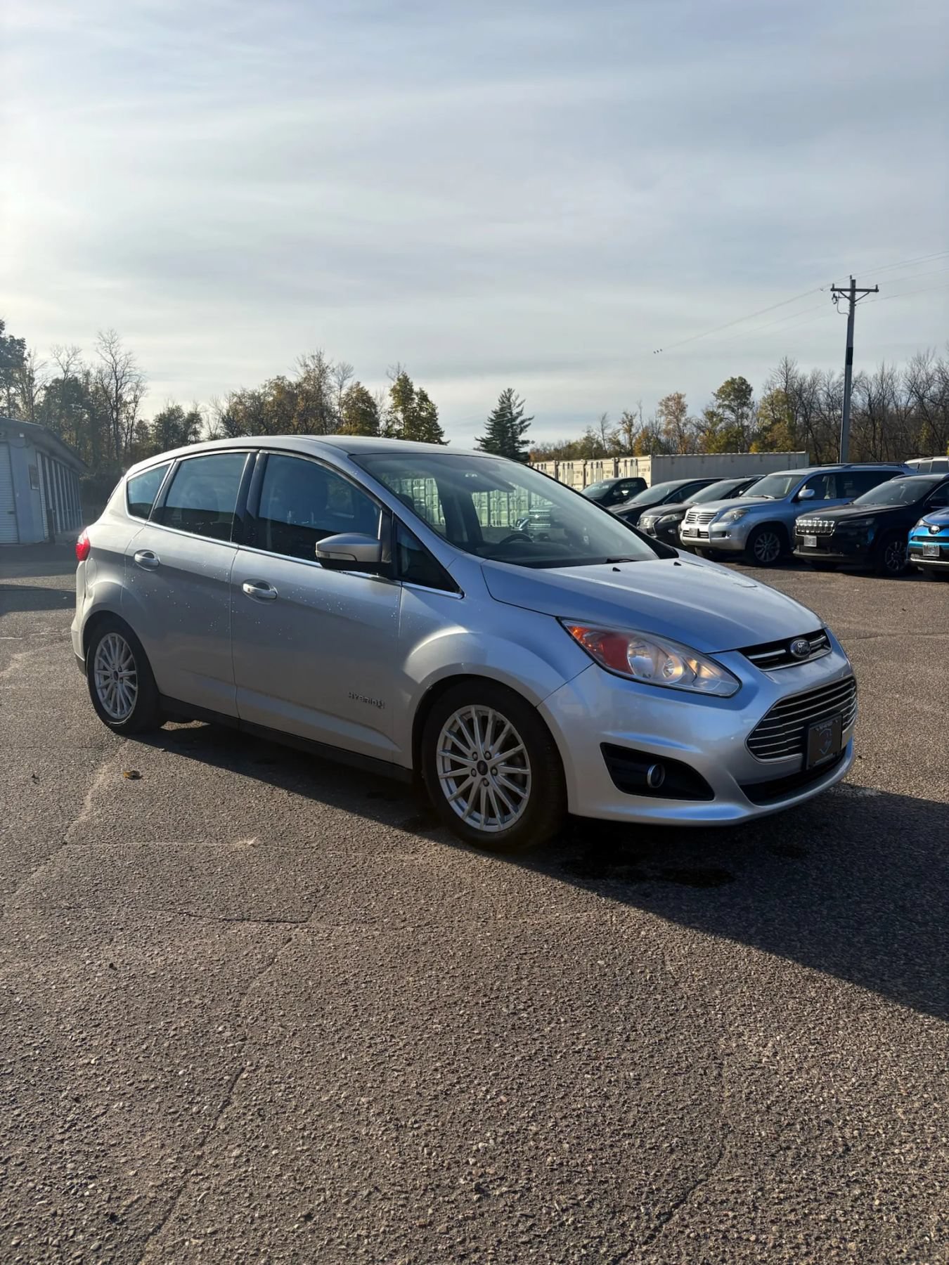 Used 2016 Ford C-MAX SEL w/ Equipment Group 302A FWD image 3
