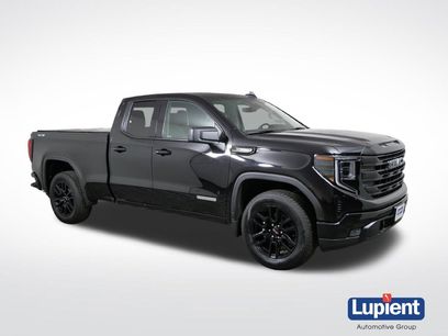 Used 2025 GMC Sierra 1500 Elevation