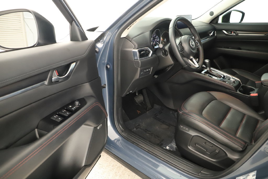 Used 2024 MAZDA CX-5 Carbon Edition AWD/4WD image 14