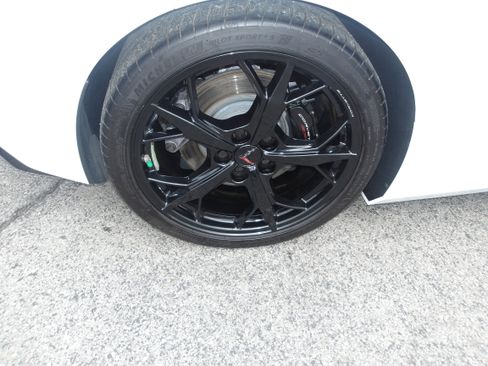 Certified 2022 Chevrolet Corvette Stingray Premium Cpe w/ Z51 Performance Package image 23