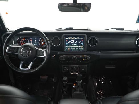Used 2021 Jeep Wrangler Unlimited Sahara w/ Uconnect 4C Nav & Sound Group AWD/4WD image 15
