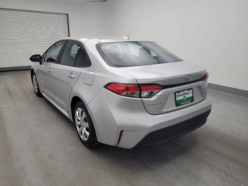 Used 2025 Toyota Corolla LE FWD image 5