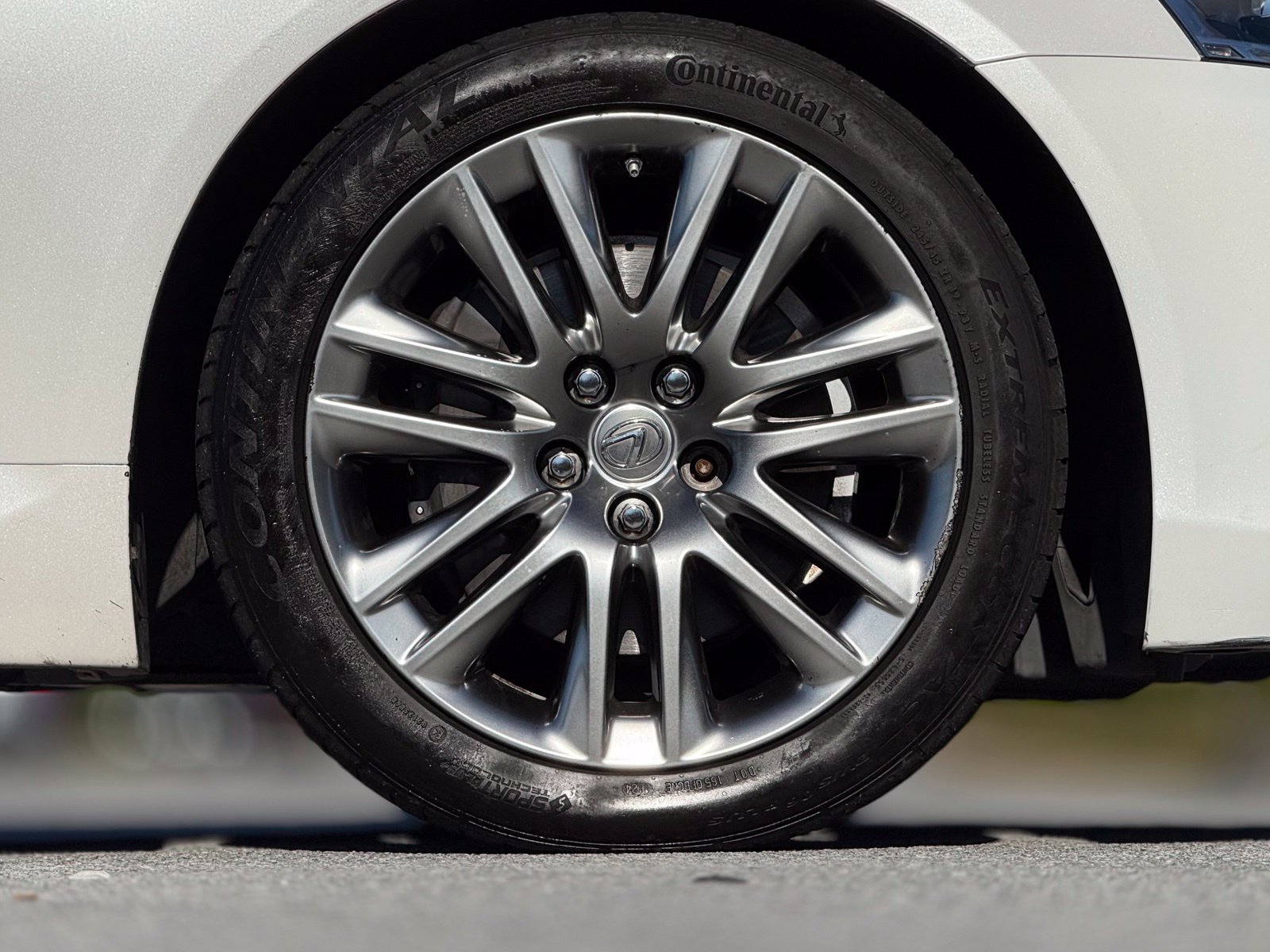 Used 2017 Lexus LS 460 w/ Comfort Package RWD image 21