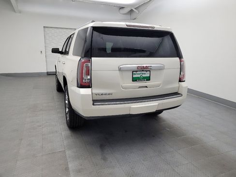 Used 2015 GMC Yukon Denali w/ Premium Package image 6