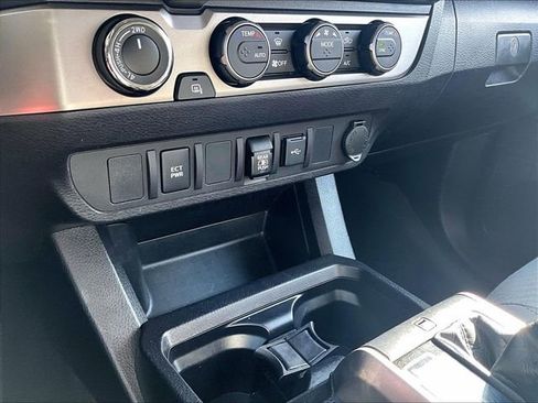 Used 2021 Toyota Tacoma SR5 image 27