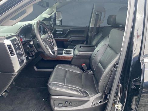 Used 2018 GMC Sierra 2500 SLT w/ Snow Plow Prep Package image 5