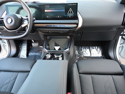 Used 2025 BMW X3 xDrive30i w/ Convenience Package image 8