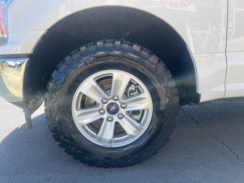 Used 2019 Ford F150 XL w/ Equipment Group 101A Mid AWD/4WD image 8