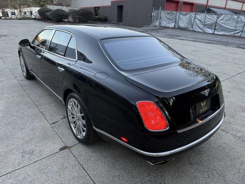 Used 2014 Bentley Mulsanne image 47