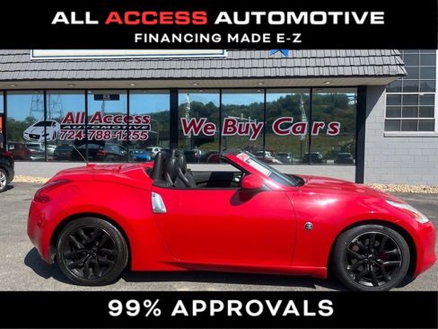 Used 2010 Nissan 370Z Touring image 1