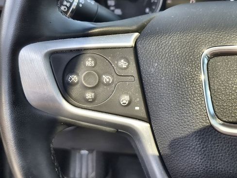 Used 2023 GMC Terrain SLT w/ Tech Package image 34