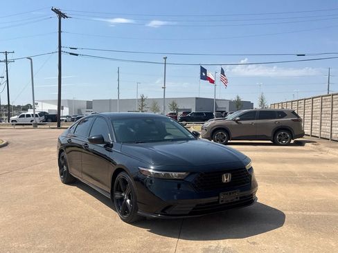 Used 2024 Honda Accord Sport image 1