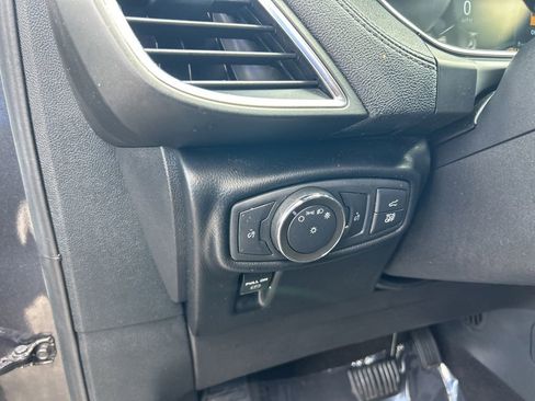 Used 2020 Lincoln Nautilus FWD image 38