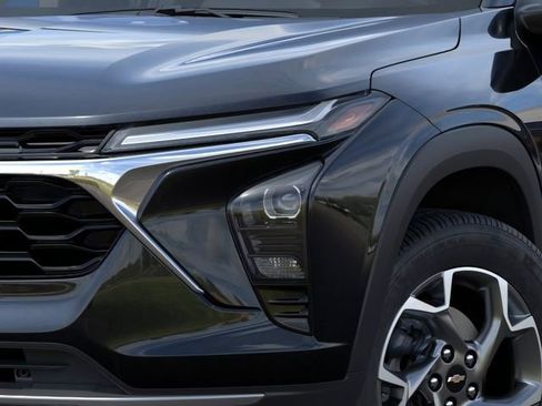 New 2026 Chevrolet Trax LT FWD image 10