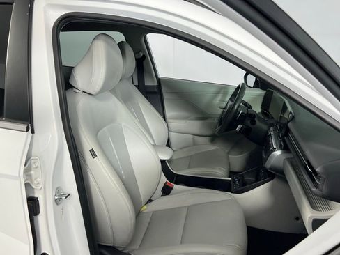 Used 2024 Hyundai Kona Limited image 30