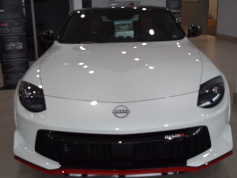 New 2024 Nissan Z NISMO w/ Floor Mat Package image 1