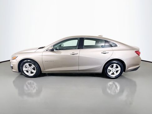 Used 2022 Chevrolet Malibu LT image 6