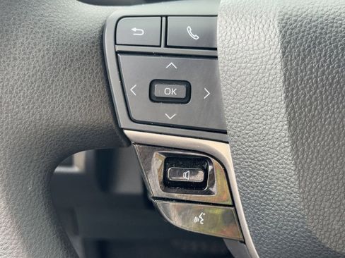 Used 2025 Toyota Camry LE FWD image 24