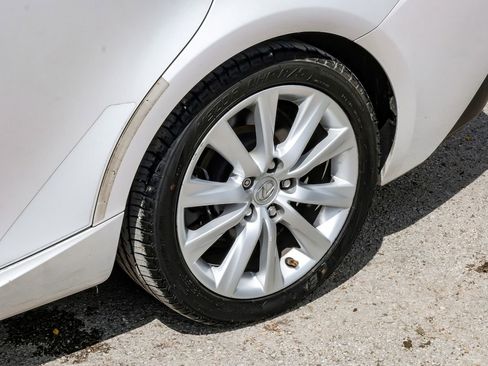 Used 2016 Lexus IS 200t RWD image 61