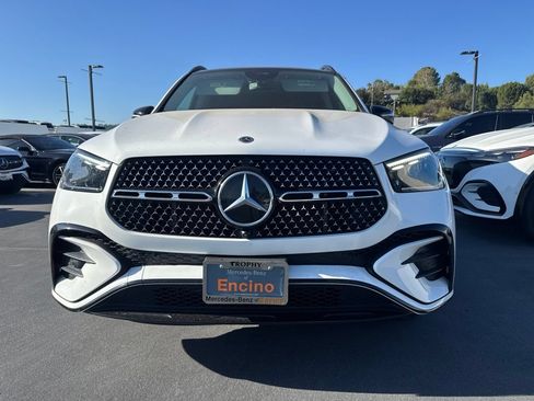 Certified 2024 Mercedes-Benz GLE 450 4MATIC image 2