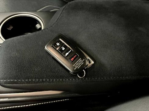 Used 2017 Lexus RC F image 14