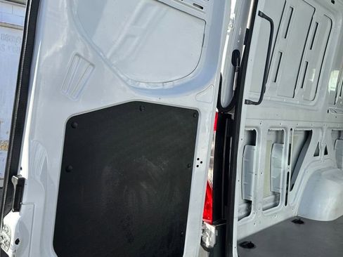 Used 2023 Mercedes-Benz Sprinter 2500 image 18