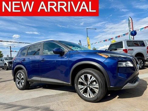 Used 2022 Nissan Rogue SV w/ SV Premium Package AWD/4WD image 1