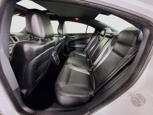 Used 2020 Dodge Charger SXT w/ Leather Interior Group image 25