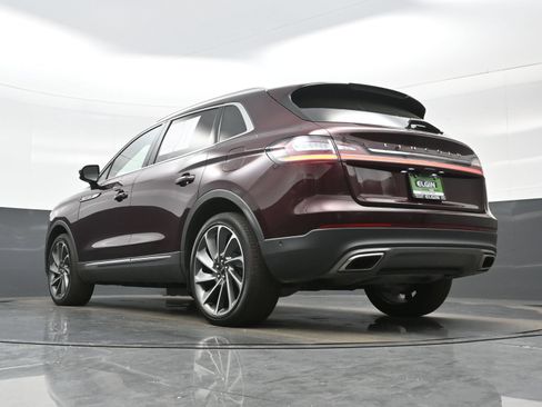 Used 2023 Lincoln Nautilus Reserve w/ Equipment Group 202A AWD/4WD image 31