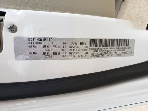 Used 2018 Dodge Grand Caravan SE w/ UConnect Hands-Free Group FWD image 25