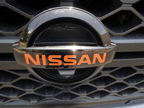 Used 2021 Nissan Titan PRO-4X w/ Pro-4x Convenience Package AWD/4WD image 46