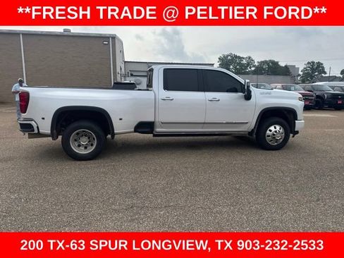 Used 2025 Chevrolet Silverado 3500 High Country w/ High Country Premium Package AWD/4WD image 11