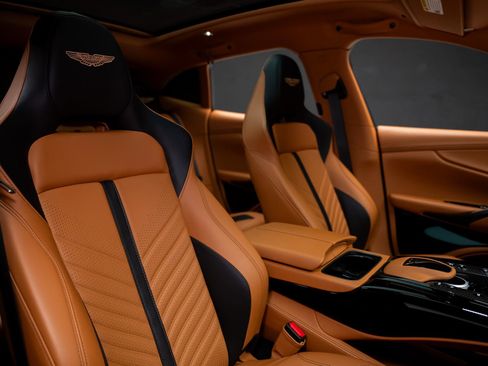 Used 2023 Aston Martin DBX 707 image 65