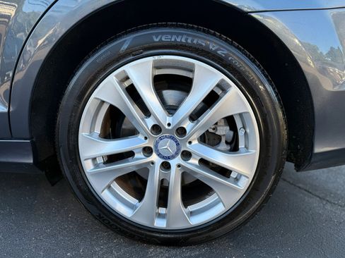 Used 2013 Mercedes-Benz C 300 4MATIC Sedan image 18