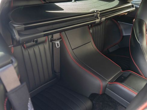 Used 2016 Aston Martin DB9 GT image 32