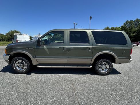 Used 2000 Ford Excursion Limited AWD/4WD image 1