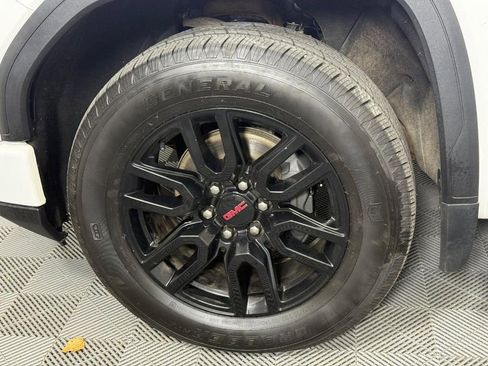 Used 2022 GMC Sierra 1500 Elevation image 10
