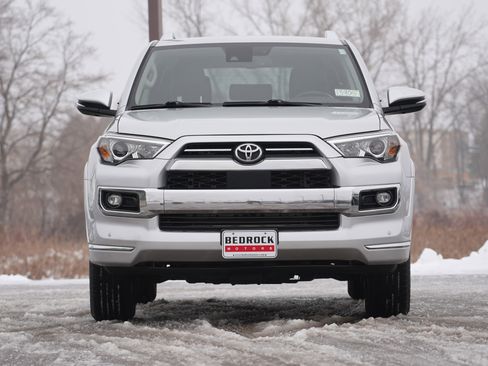 Used 2021 Toyota 4Runner Limited image 8