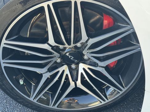 Used 2022 Kia Stinger GT2 w/ Red Interior Color Package image 17