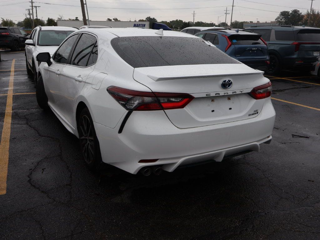 Used 2024 Toyota Camry SE FWD image 13