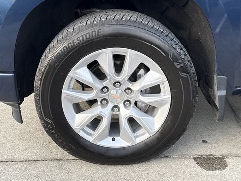 Used 2022 Chevrolet Silverado 1500 Custom image 12