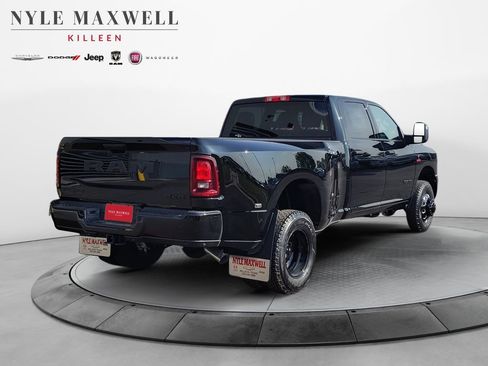 New 2026 RAM 3500 Big Horn AWD/4WD image 16