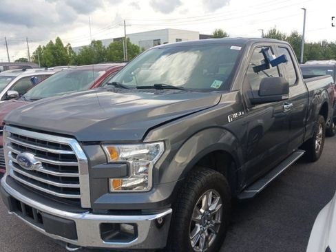Used 2017 Ford F150 XLT w/ Equipment Group 302A Luxury AWD/4WD image 2