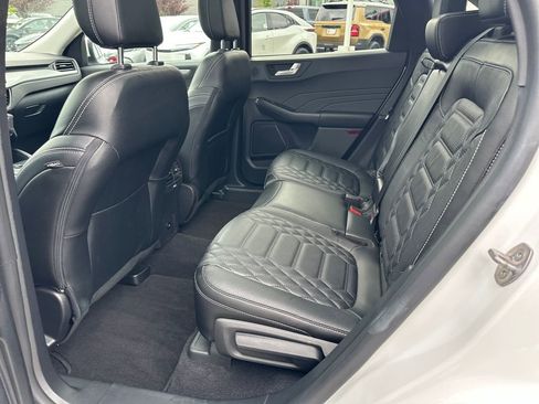 Used 2023 Ford Escape SE w/ PHEV Premium Package FWD image 14
