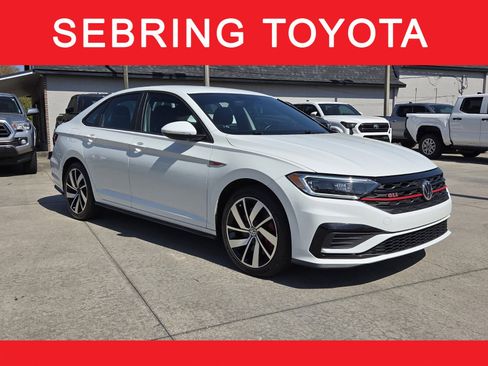 Used 2019 Volkswagen Jetta GLI image 1