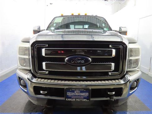Used 2013 Ford F350 Lariat w/ Chrome Pkg image 2