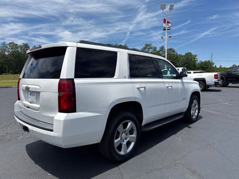 Used 2018 Chevrolet Tahoe LT RWD image 3